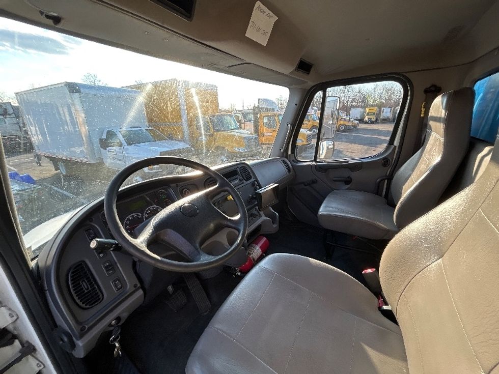 Medium Duty Box Truck-Light and Medium Duty Trucks-Freightliner-2017-M2-Manassas-VA-153,356\n\t\tmiles-$ 48,500 - Image 10