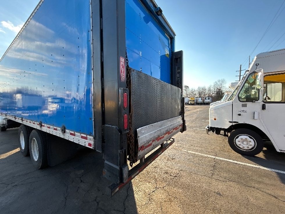 Medium Duty Box Truck-Light and Medium Duty Trucks-Freightliner-2017-M2-Manassas-VA-153,356\n\t\tmiles-$ 48,500 - Image 19