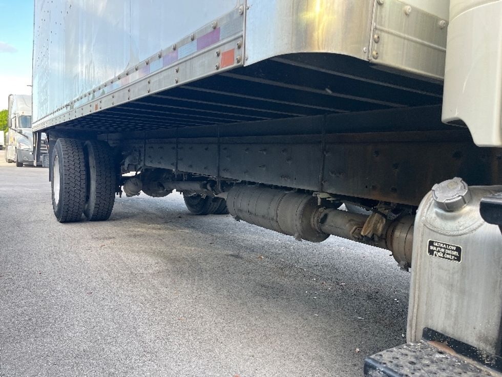 Medium Duty Box Truck-Light and Medium Duty Trucks-Freightliner-2017-M2-Medley-FL-211,033\n\t\tmiles-$ 35,250 - Image 14