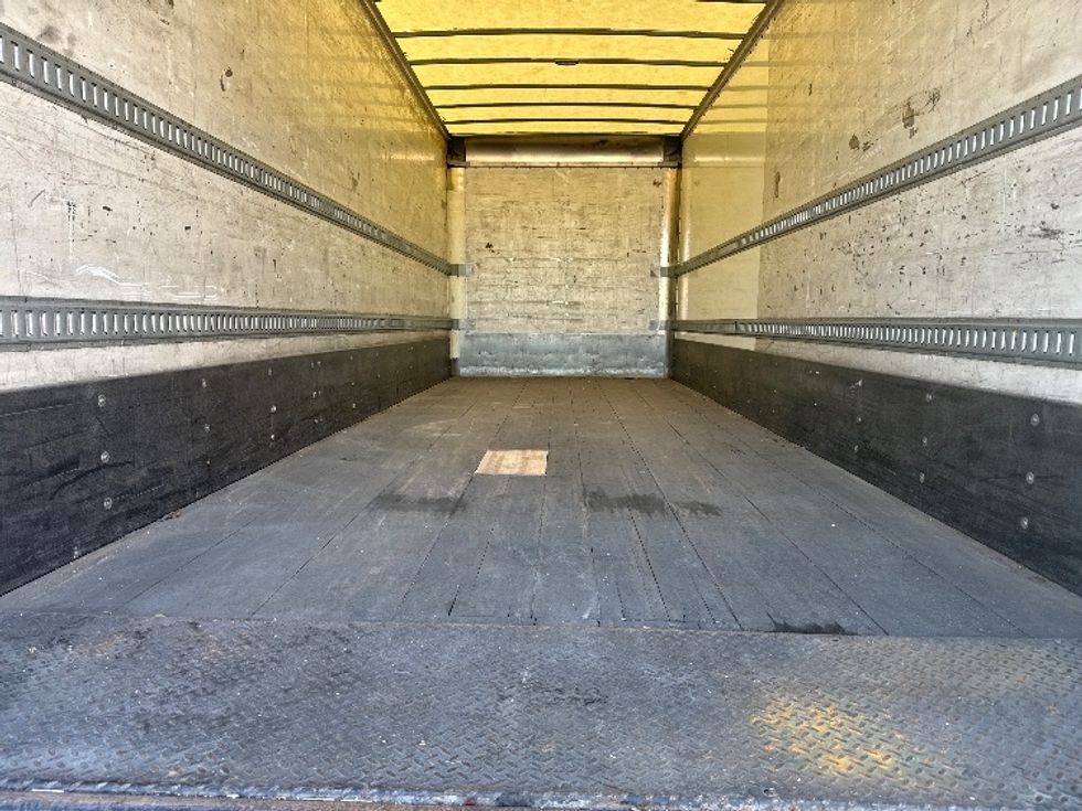 Medium Duty Box Truck-Light and Medium Duty Trucks-Freightliner-2017-M2-Medley-FL-341,643\n\t\tmiles-$ 25,250 - Image 10