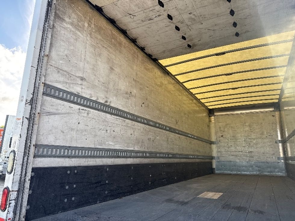 Medium Duty Box Truck-Light and Medium Duty Trucks-Freightliner-2017-M2-Medley-FL-341,643\n\t\tmiles-$ 25,250 - Image 11