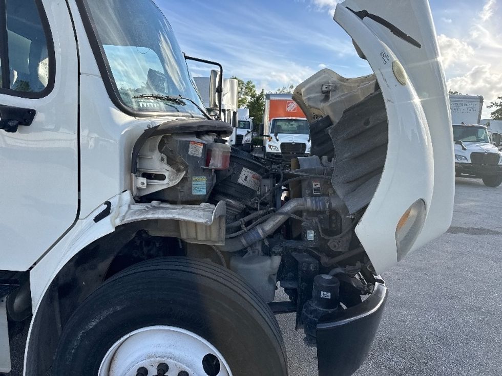 Medium Duty Box Truck-Light and Medium Duty Trucks-Freightliner-2017-M2-Medley-FL-341,643\n\t\tmiles-$ 25,250 - Image 23
