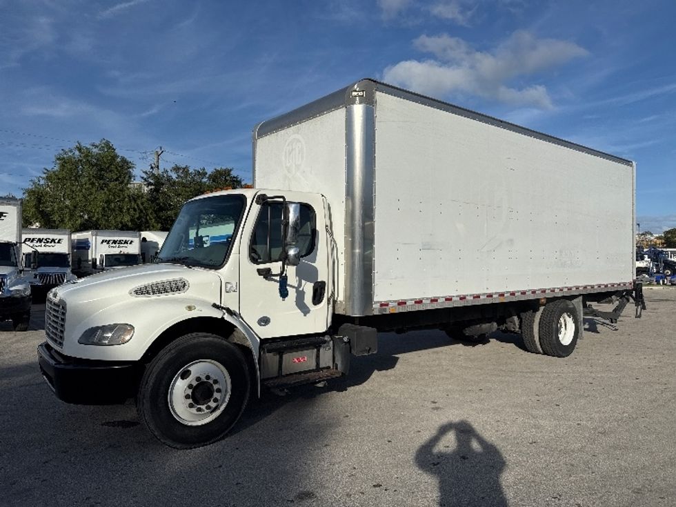 Medium Duty Box Truck-Light and Medium Duty Trucks-Freightliner-2017-M2-Medley-FL-341,643\n\t\tmiles-$ 25,250 - Image 3