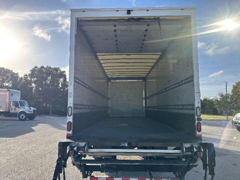Medium Duty Box Truck-Light and Medium Duty Trucks-Freightliner-2017-M2-Medley-FL-341,643\n\t\tmiles-$ 25,250 - Image 8
