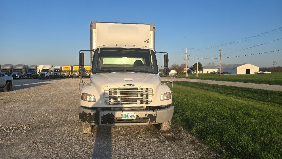 Medium Duty Box Truck-Light and Medium Duty Trucks-Freightliner-2017-M2-Moberly-MO-222,514\n\t\tmiles-$ 34,250 - Image 2