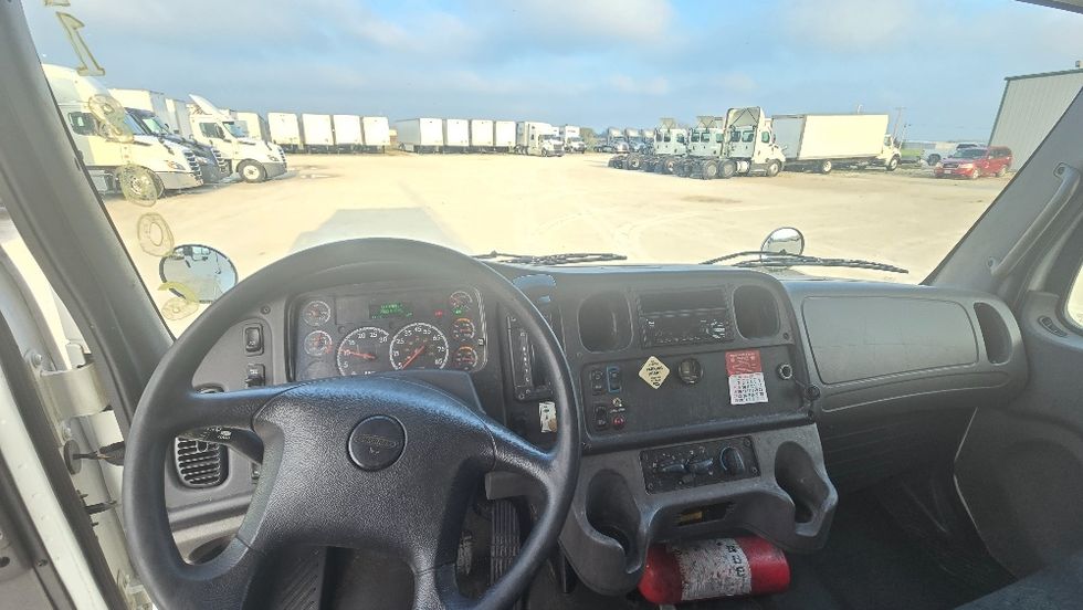 Medium Duty Box Truck-Light and Medium Duty Trucks-Freightliner-2017-M2-Moberly-MO-236,378\n\t\tmiles-$ 26,500 - Image 18