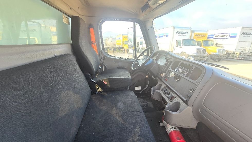 Medium Duty Box Truck-Light and Medium Duty Trucks-Freightliner-2017-M2-Moberly-MO-236,378\n\t\tmiles-$ 26,500 - Image 22