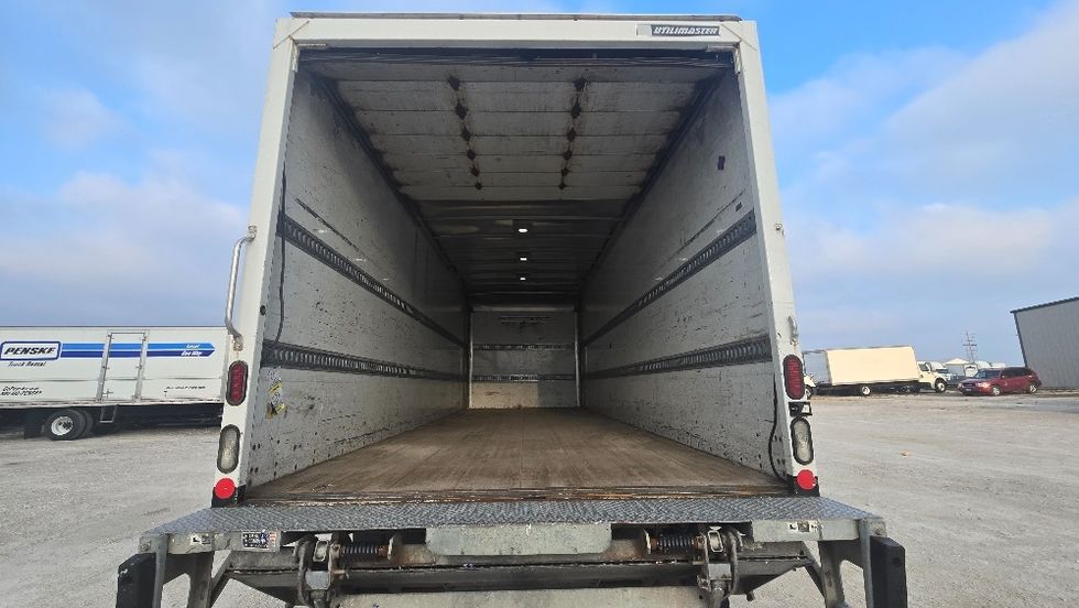 Medium Duty Box Truck-Light and Medium Duty Trucks-Freightliner-2017-M2-Moberly-MO-236,378\n\t\tmiles-$ 26,500 - Image 8