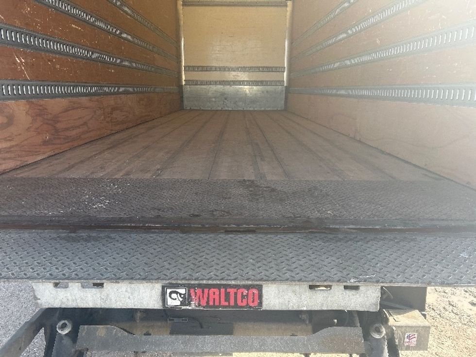 Medium Duty Box Truck-Light and Medium Duty Trucks-Freightliner-2017-M2-Poplar Bluff-MO-136,704\n\t\tmiles-$ 51,250 - Image 10