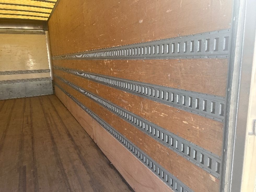 Medium Duty Box Truck-Light and Medium Duty Trucks-Freightliner-2017-M2-Poplar Bluff-MO-136,704\n\t\tmiles-$ 51,250 - Image 12