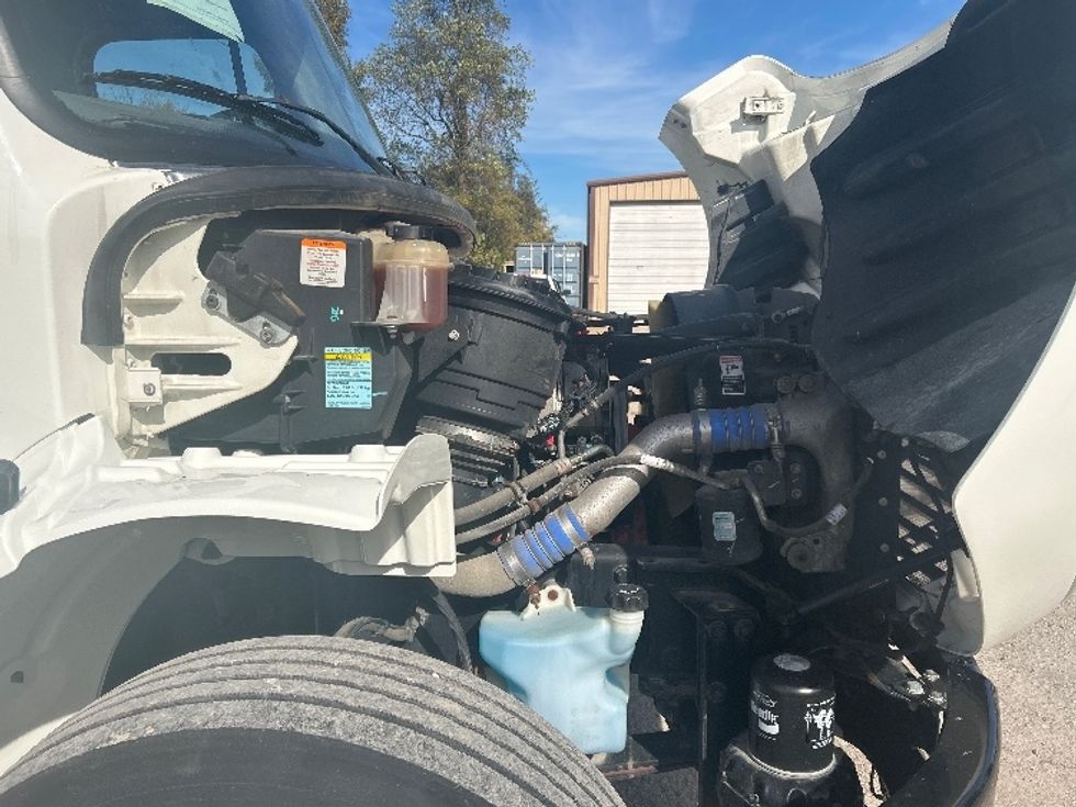 Medium Duty Box Truck-Light and Medium Duty Trucks-Freightliner-2017-M2-Poplar Bluff-MO-136,704\n\t\tmiles-$ 51,250 - Image 23