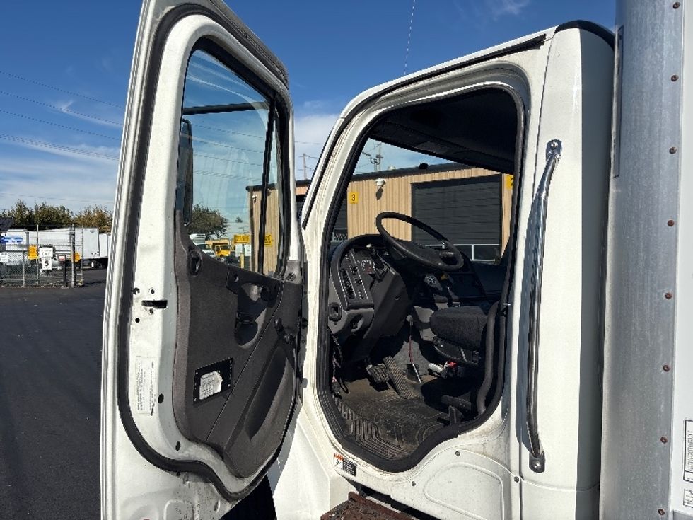 Medium Duty Box Truck-Light and Medium Duty Trucks-Freightliner-2017-M2-Portland-OR-350,091\n\t\tmiles-$ 20,000 - Image 16