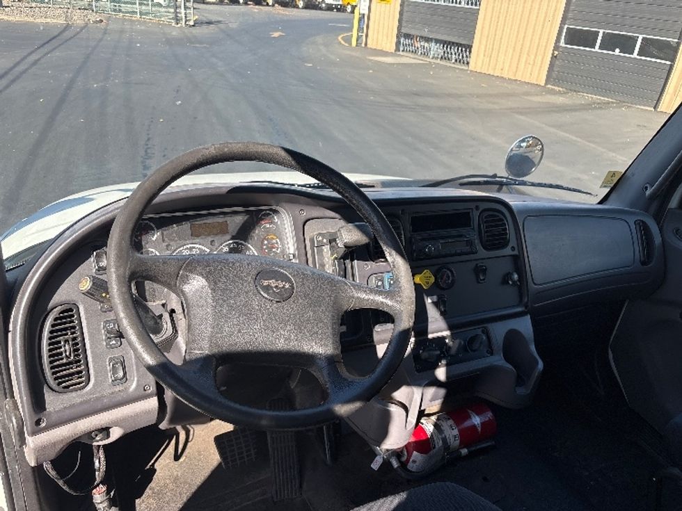 Medium Duty Box Truck-Light and Medium Duty Trucks-Freightliner-2017-M2-Portland-OR-350,091\n\t\tmiles-$ 20,000 - Image 17