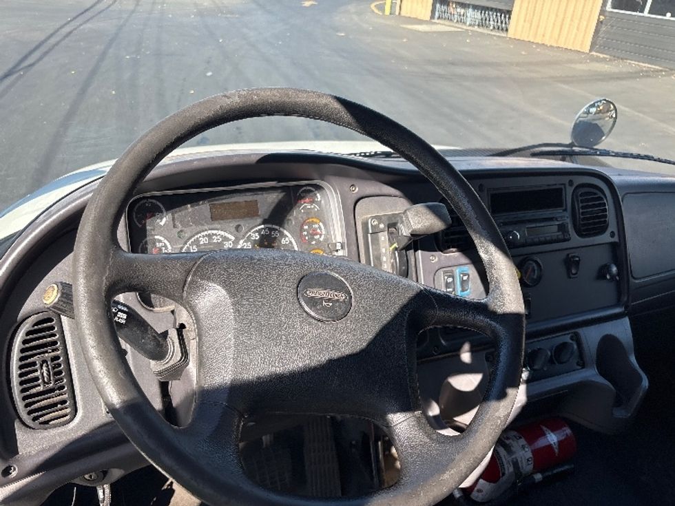 Medium Duty Box Truck-Light and Medium Duty Trucks-Freightliner-2017-M2-Portland-OR-350,091\n\t\tmiles-$ 20,000 - Image 18