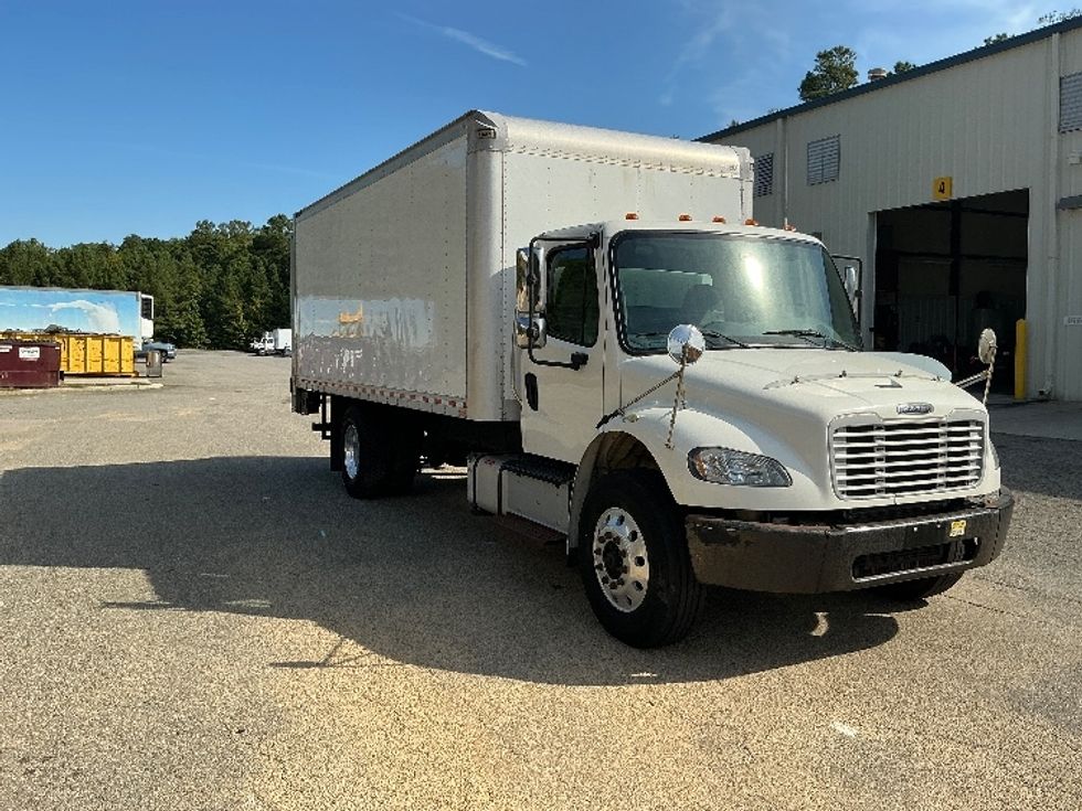 Medium Duty Box Truck-Light and Medium Duty Trucks-Freightliner-2017-M2-Prince George-VA-303,856\n\t\tmiles-$ 26,750 - Image 1