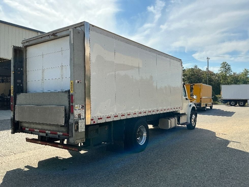 Medium Duty Box Truck-Light and Medium Duty Trucks-Freightliner-2017-M2-Prince George-VA-303,856\n\t\tmiles-$ 26,750 - Image 12