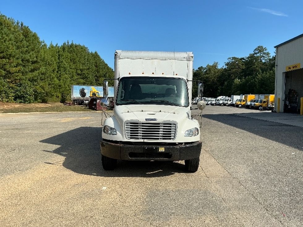 Medium Duty Box Truck-Light and Medium Duty Trucks-Freightliner-2017-M2-Prince George-VA-303,856\n\t\tmiles-$ 26,750 - Image 2