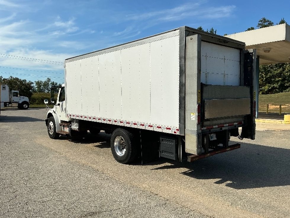 Medium Duty Box Truck-Light and Medium Duty Trucks-Freightliner-2017-M2-Prince George-VA-303,856\n\t\tmiles-$ 26,750 - Image 6