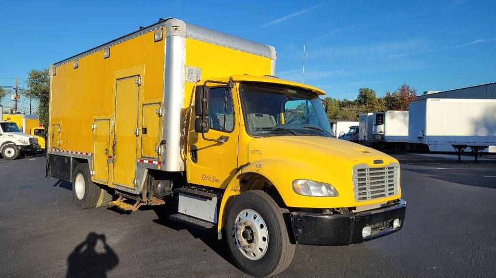 Medium Duty Box Truck-Light and Medium Duty Trucks-Freightliner-2017-M2-South Plainfield-NJ-42,047\n\t\tmiles-$ 44,250 - Image 1