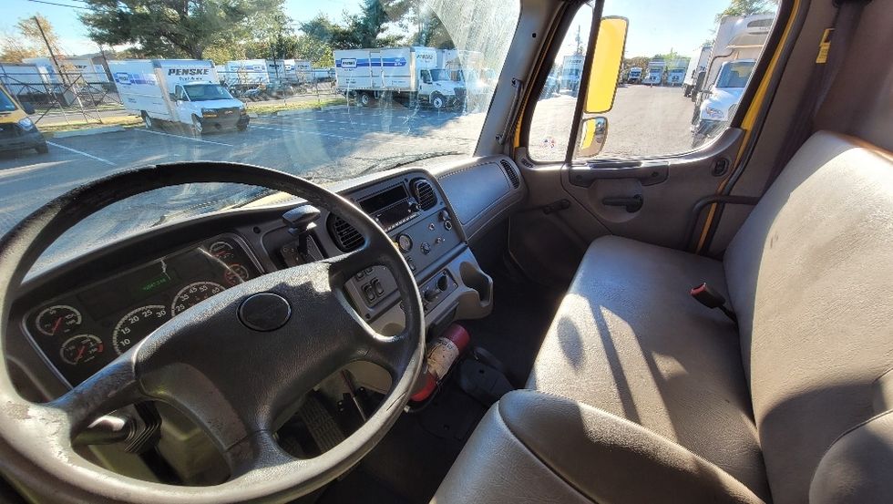 Medium Duty Box Truck-Light and Medium Duty Trucks-Freightliner-2017-M2-South Plainfield-NJ-42,047\n\t\tmiles-$ 44,250 - Image 19