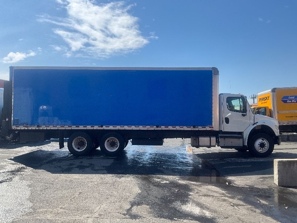 Medium Duty Box Truck-Light and Medium Duty Trucks-Freightliner-2017-M2-Sterling-VA-138,857\n\t\tmiles-$ 50,250 - Image 15