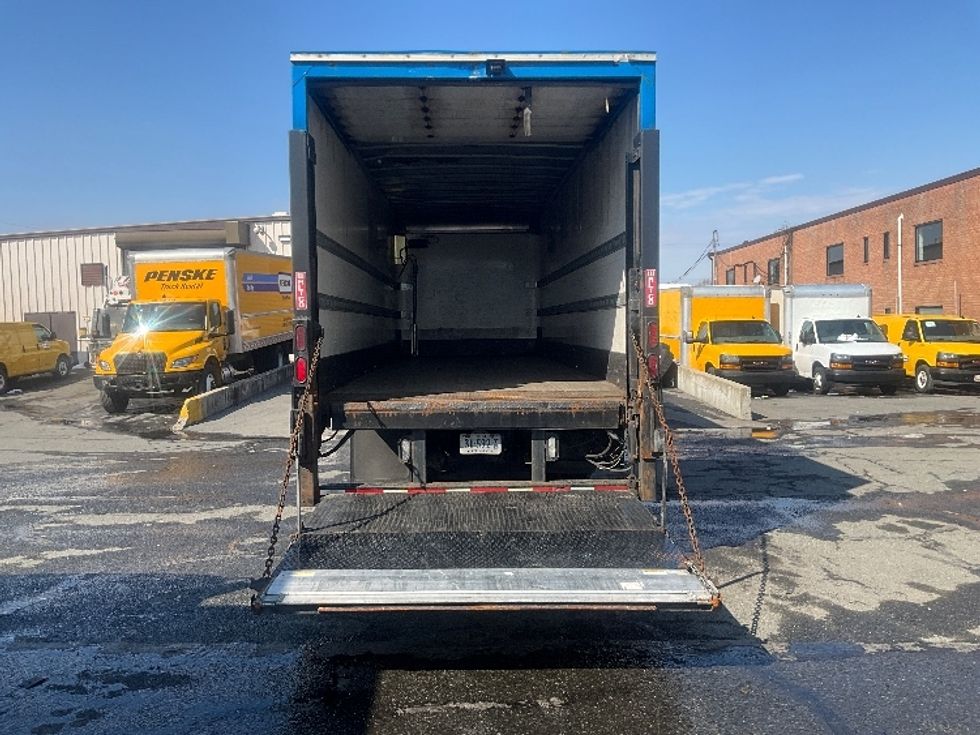Medium Duty Box Truck-Light and Medium Duty Trucks-Freightliner-2017-M2-Sterling-VA-138,857\n\t\tmiles-$ 50,250 - Image 9
