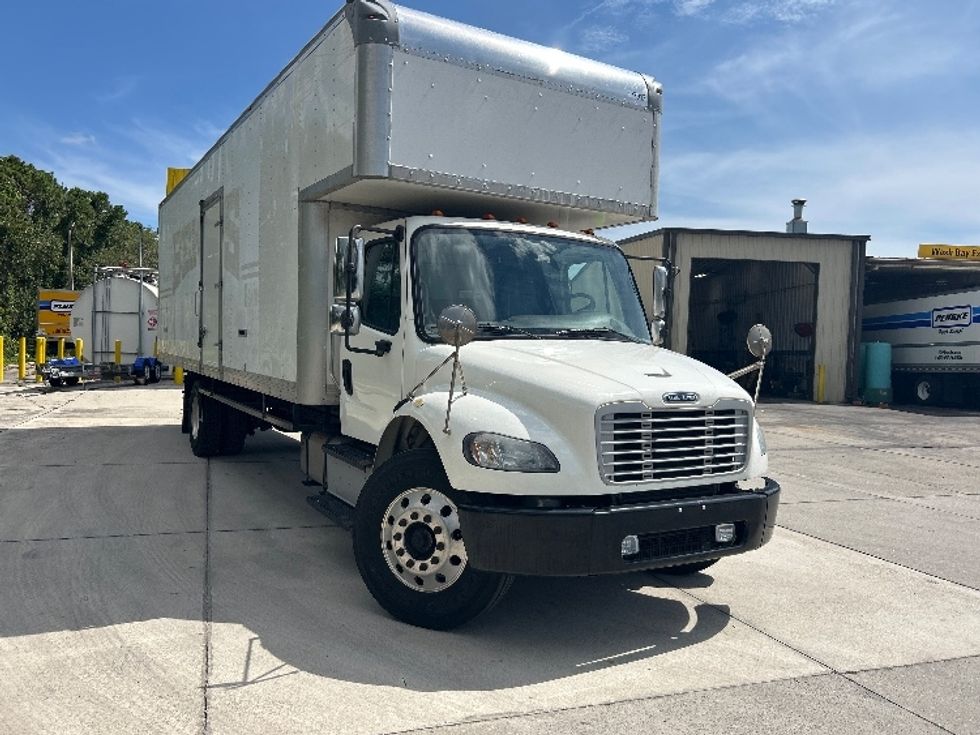 Medium Duty Box Truck-Light and Medium Duty Trucks-Freightliner-2017-M2-Tampa-FL-143,678\n\t\tmiles-$ 48,000 - Image 1