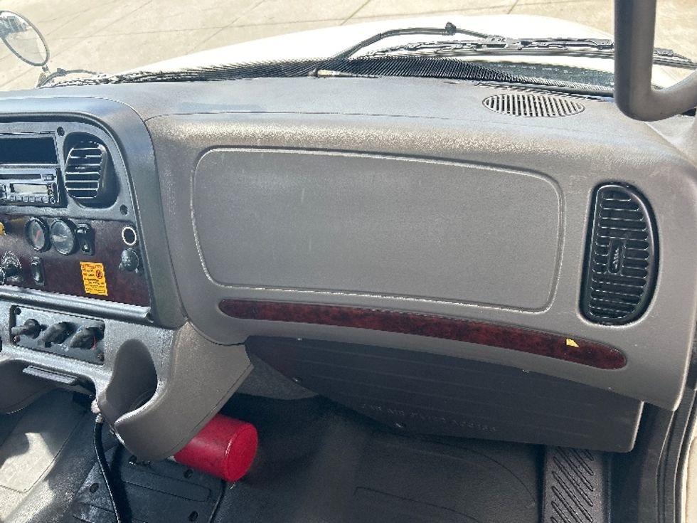 Medium Duty Box Truck-Light and Medium Duty Trucks-Freightliner-2017-M2-Tampa-FL-143,678\n\t\tmiles-$ 48,000 - Image 14