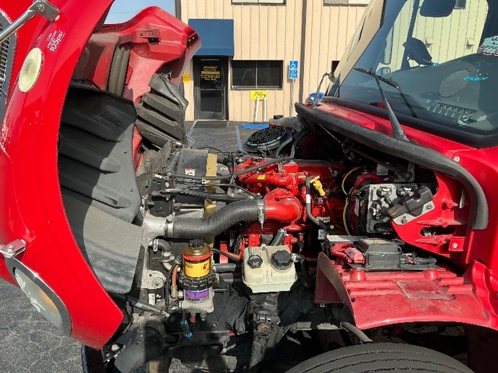 Medium Duty Box Truck-Light and Medium Duty Trucks-Freightliner-2017-M2-Torrance-CA-105,816\n\t\tmiles-$ 50,750 - Image 24