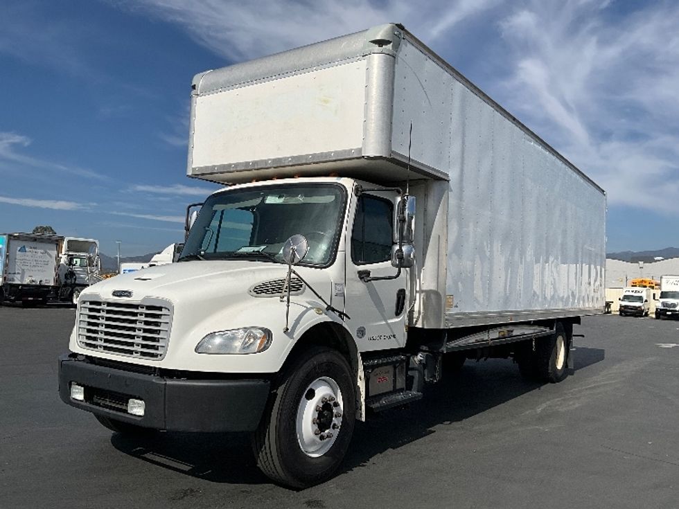 Medium Duty Box Truck-Light and Medium Duty Trucks-Freightliner-2017-M2-Torrance-CA-130,145\n\t\tmiles-$ 57,750 - Image 3