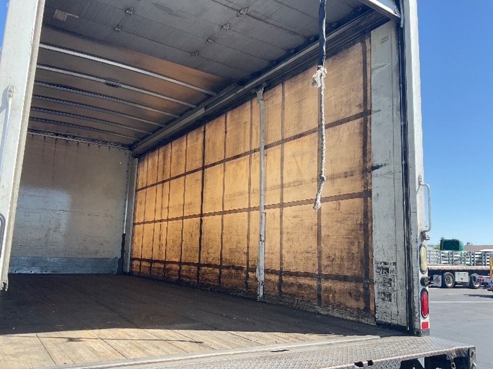 Medium Duty Box Truck-Light and Medium Duty Trucks-Freightliner-2017-M2-Torrance-CA-325,556\n\t\tmiles-$ 25,000 - Image 12