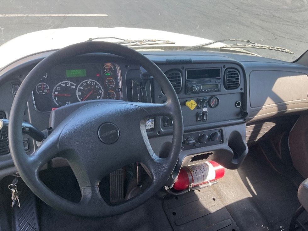 Medium Duty Box Truck-Light and Medium Duty Trucks-Freightliner-2017-M2-Torrance-CA-325,556\n\t\tmiles-$ 25,000 - Image 18