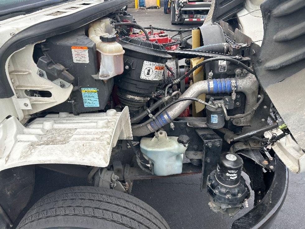 Medium Duty Box Truck-Light and Medium Duty Trucks-Freightliner-2017-M2-West Sacramento-CA-211,992\n\t\tmiles-$ 32,750 - Image 23