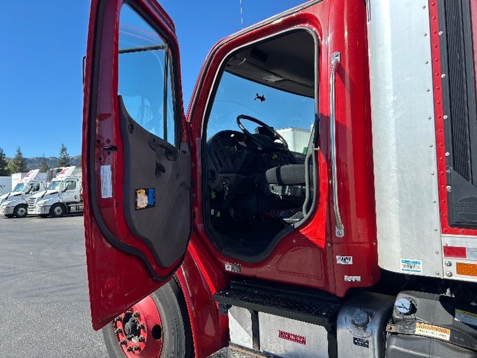 Medium Duty Box Truck-Light and Medium Duty Trucks-Freightliner-2017-M2-West Sacramento-CA-67,651\n\t\tmiles-$ 52,500 - Image 16