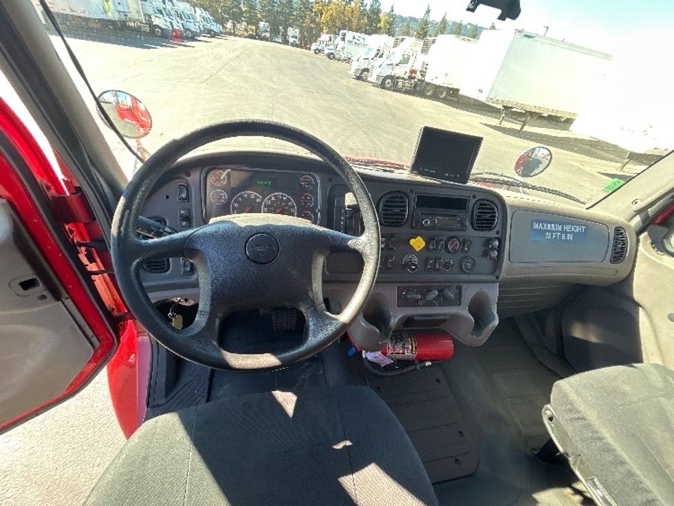 Medium Duty Box Truck-Light and Medium Duty Trucks-Freightliner-2017-M2-West Sacramento-CA-67,651\n\t\tmiles-$ 52,500 - Image 18