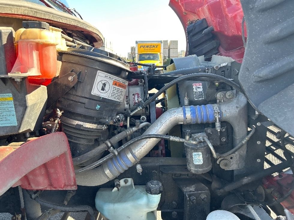 Medium Duty Box Truck-Light and Medium Duty Trucks-Freightliner-2017-M2-West Sacramento-CA-69,216\n\t\tmiles-$ 52,500 - Image 23