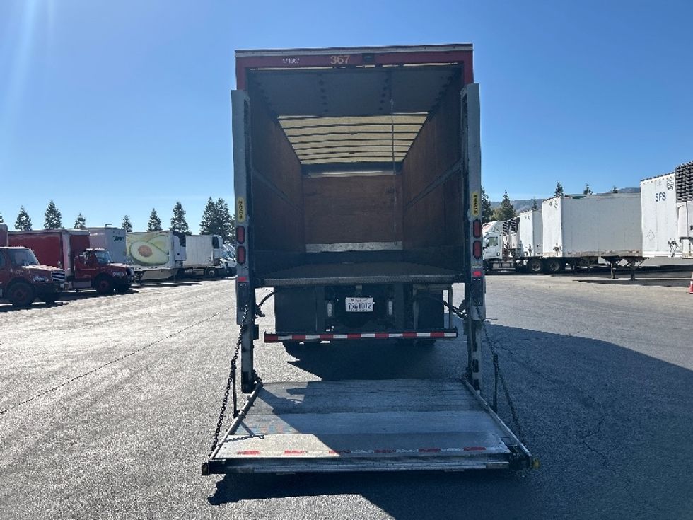 Medium Duty Box Truck-Light and Medium Duty Trucks-Freightliner-2017-M2-West Sacramento-CA-69,216\n\t\tmiles-$ 52,500 - Image 8
