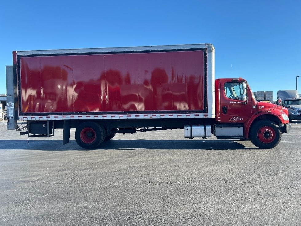 Medium Duty Box Truck-Light and Medium Duty Trucks-Freightliner-2017-M2-West Sacramento-CA-85,296\n\t\tmiles-$ 51,250 - Image 15