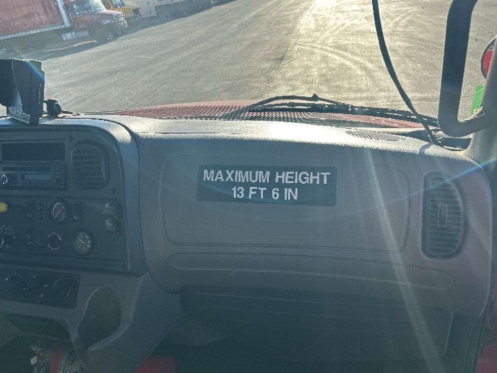 Medium Duty Box Truck-Light and Medium Duty Trucks-Freightliner-2017-M2-West Sacramento-CA-85,296\n\t\tmiles-$ 51,250 - Image 21