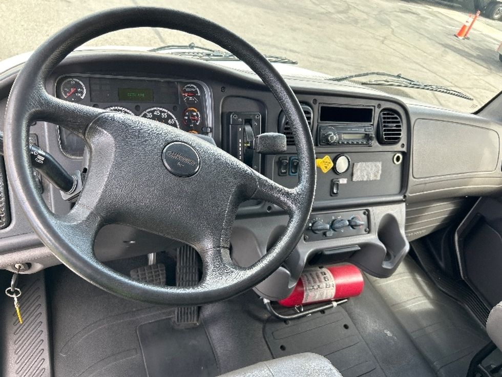 Medium Duty Box Truck-Light and Medium Duty Trucks-Freightliner-2017-M2-West Sacramento-CA-89,579\n\t\tmiles-$ 59,750 - Image 18