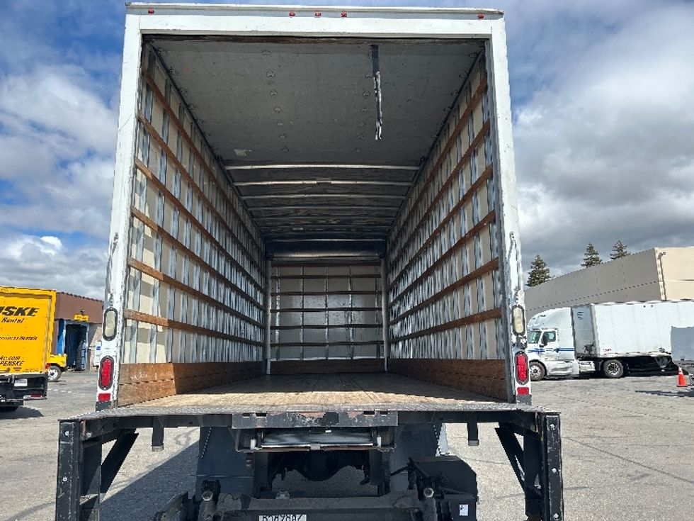 Medium Duty Box Truck-Light and Medium Duty Trucks-Freightliner-2017-M2-West Sacramento-CA-89,579\n\t\tmiles-$ 59,750 - Image 8