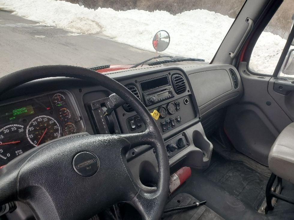 Medium Duty Box Truck-Light and Medium Duty Trucks-Freightliner-2017-M2-White Deer-PA-185,712\n\t\tmiles-$ 45,500 - Image 17