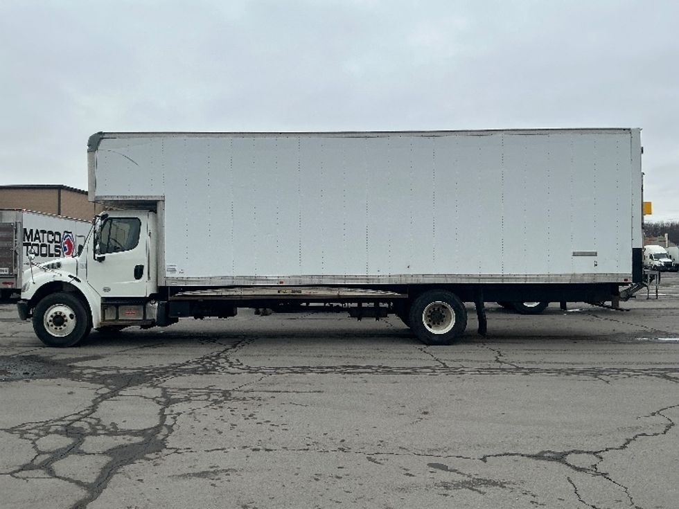 Medium Duty Box Truck-Light and Medium Duty Trucks-Freightliner-2017-M2-Wilkes Barre-PA-159,630\n\t\tmiles-$ 52,250 - Image 4