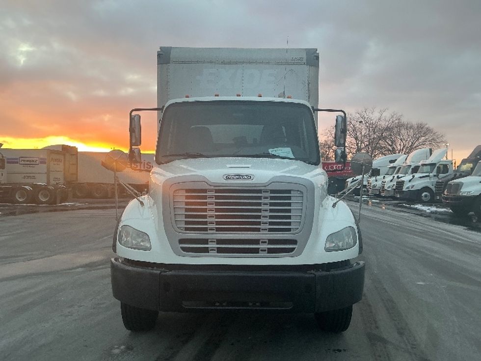 Medium Duty Box Truck-Light and Medium Duty Trucks-Freightliner-2017-M211264S-East Chicago-IN-226,941\n\t\tmiles-$ 66,500 - Image 2