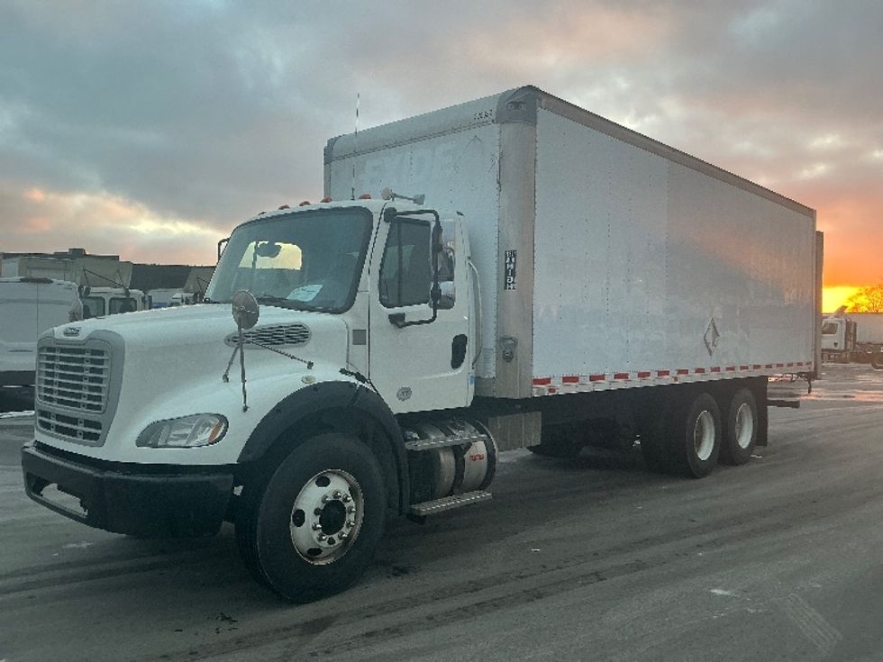 Medium Duty Box Truck-Light and Medium Duty Trucks-Freightliner-2017-M211264S-East Chicago-IN-226,941\n\t\tmiles-$ 66,500 - Image 3