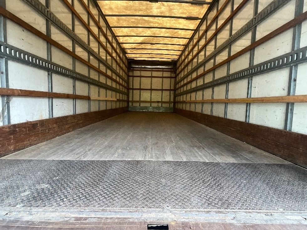 Medium Duty Box Truck-Light and Medium Duty Trucks-Freightliner-2018-M2-Alexandria-VA-145,428\n\t\tmiles-$ 52,500 - Image 10