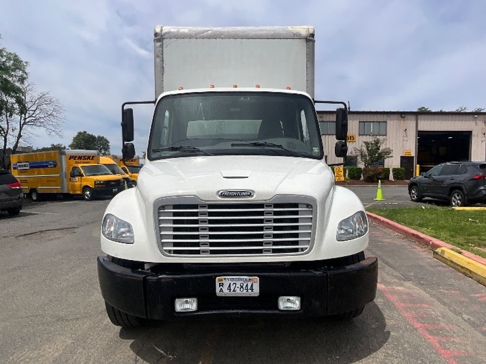 Medium Duty Box Truck-Light and Medium Duty Trucks-Freightliner-2018-M2-Alexandria-VA-145,428\n\t\tmiles-$ 52,500 - Image 2