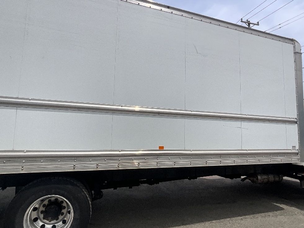 Medium Duty Box Truck-Light and Medium Duty Trucks-Freightliner-2018-M2-Alexandria-VA-145,428\n\t\tmiles-$ 52,500 - Image 25
