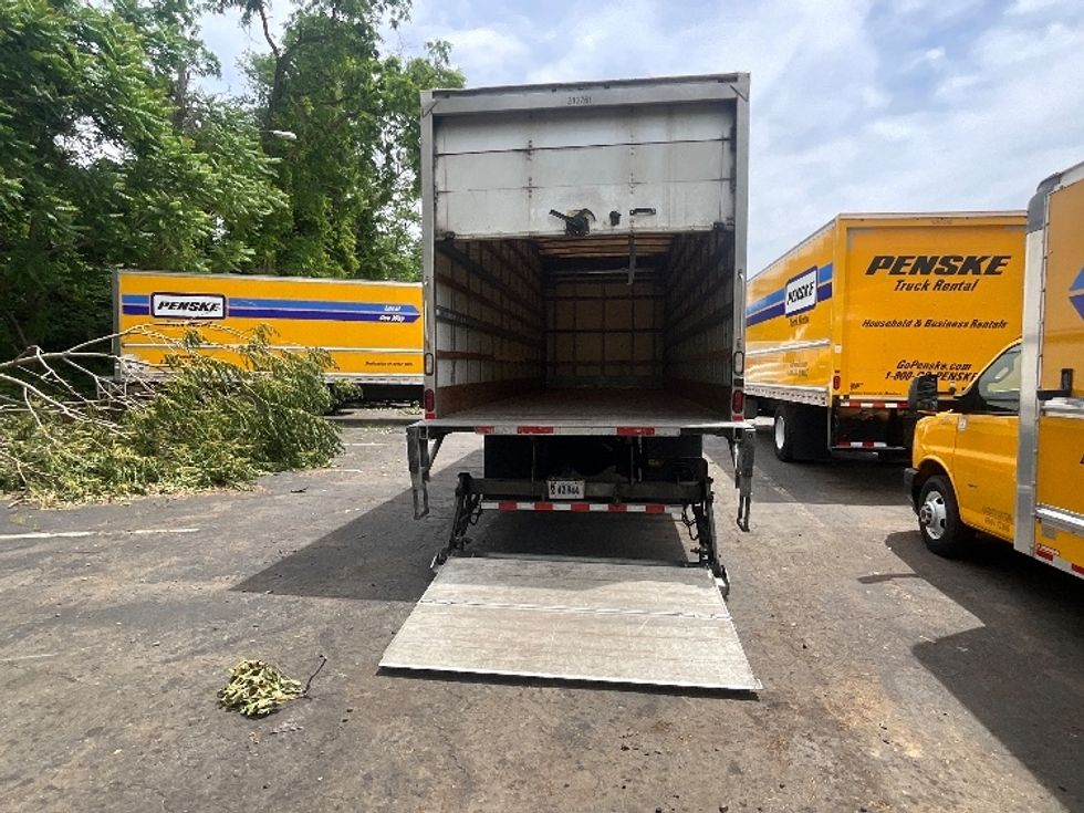 Medium Duty Box Truck-Light and Medium Duty Trucks-Freightliner-2018-M2-Alexandria-VA-145,428\n\t\tmiles-$ 52,500 - Image 9