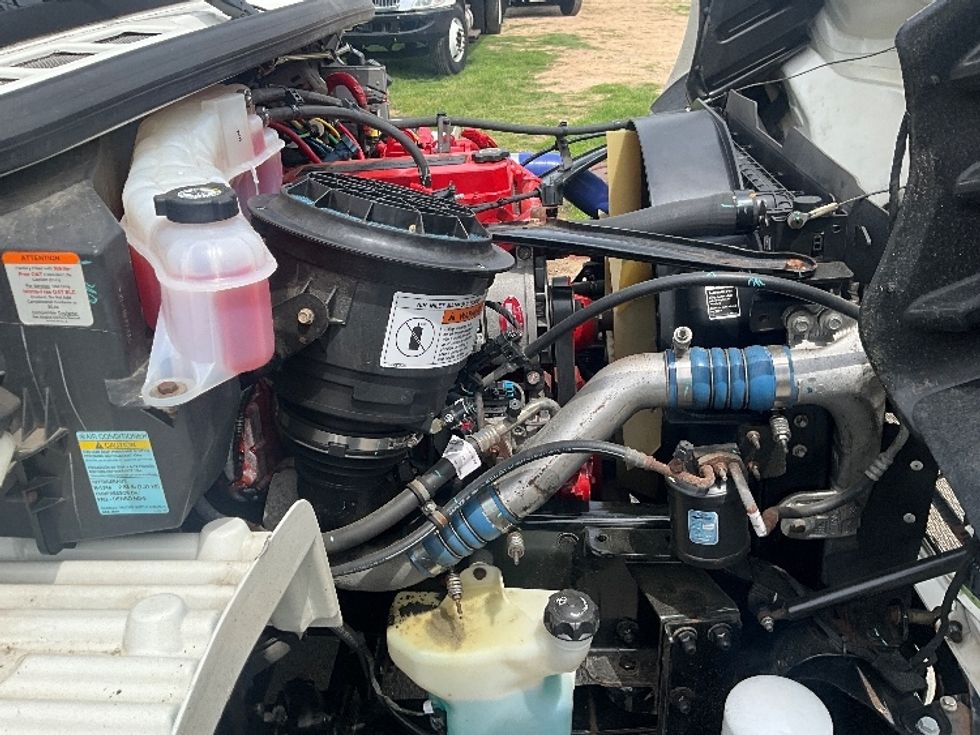 Medium Duty Box Truck-Light and Medium Duty Trucks-Freightliner-2018-M2-Alexandria-VA-152,350\n\t\tmiles-$ 47,750 - Image 22